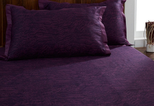 Enigma Print Purple - 275 x 224 cms.