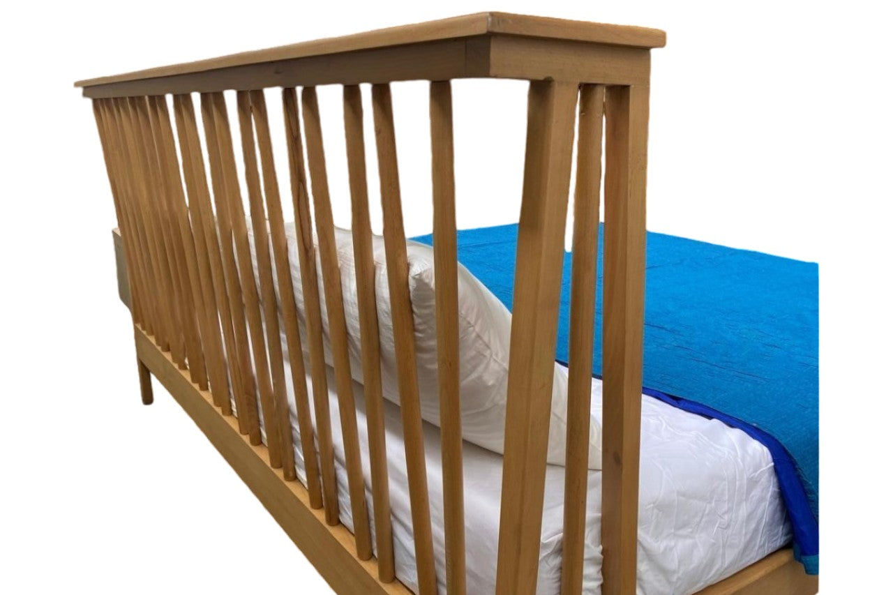 Ourique Bed