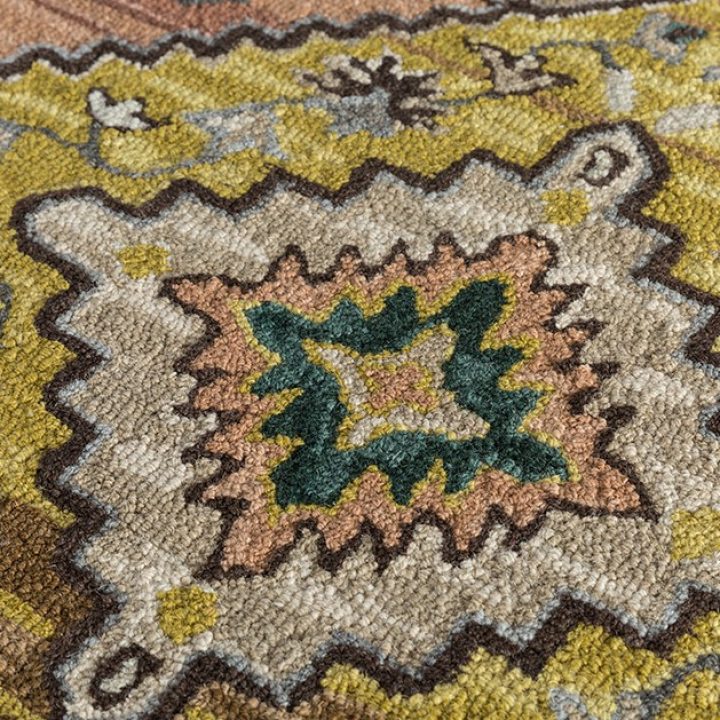 Nilay Rug 3656 in Hunter Green-Clay