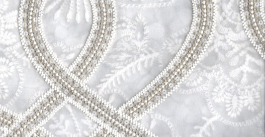 AP/The white book II/103302 frette Frost/18508
