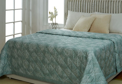 Spikes Print Green Single Quilt