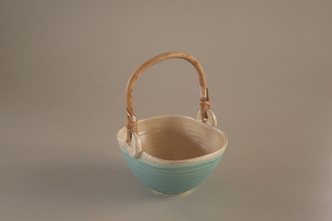 Bowl W.Cane Handle Mandala