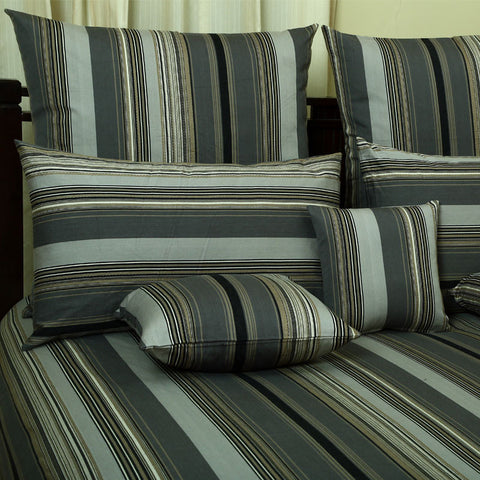 Huckleberry Bedspread