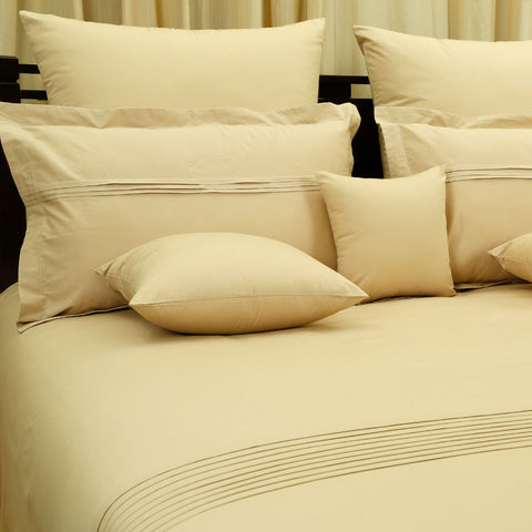 Overlap Bedsheet With Pillow Cover(Beige)