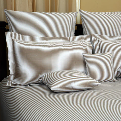 Reed Large Bedspread with Pillowcover Grey