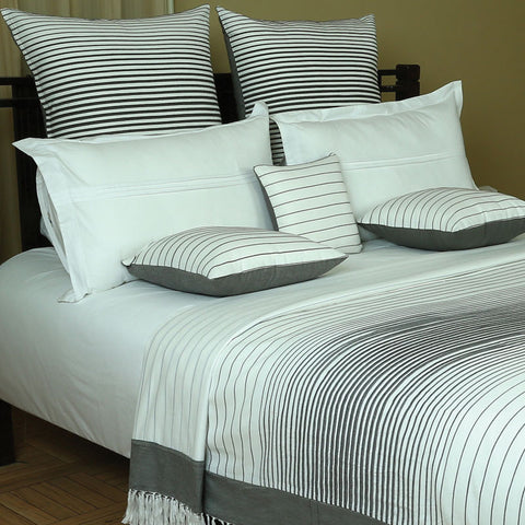 Tuck Bedspread Dark Grey