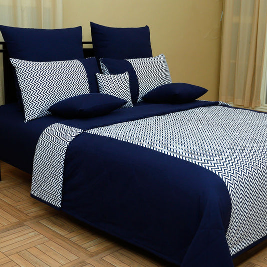 Zig Zag Bedspread Navy (Quilted) with Pillow Cover
