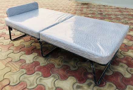 Damro deals folding beds